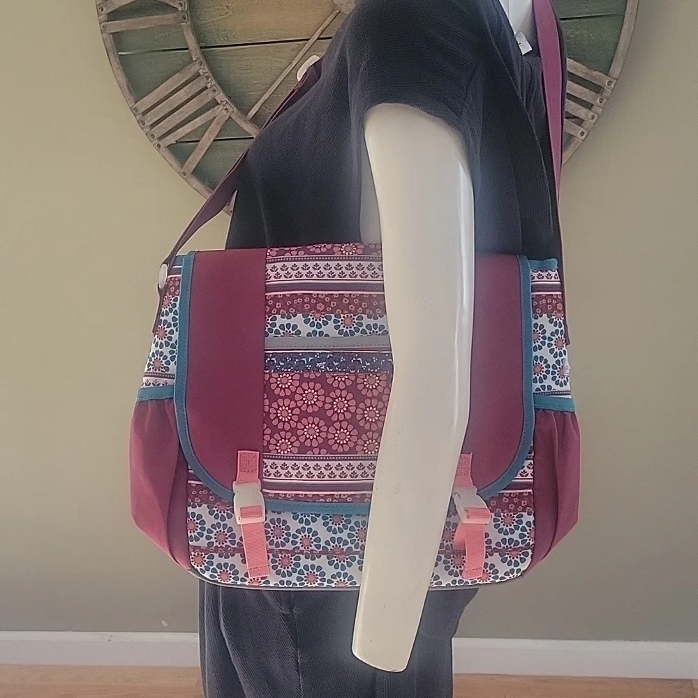 Garnet Hill Eco Messenger Bag